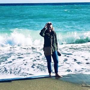 Meet your Posher, Adrienne